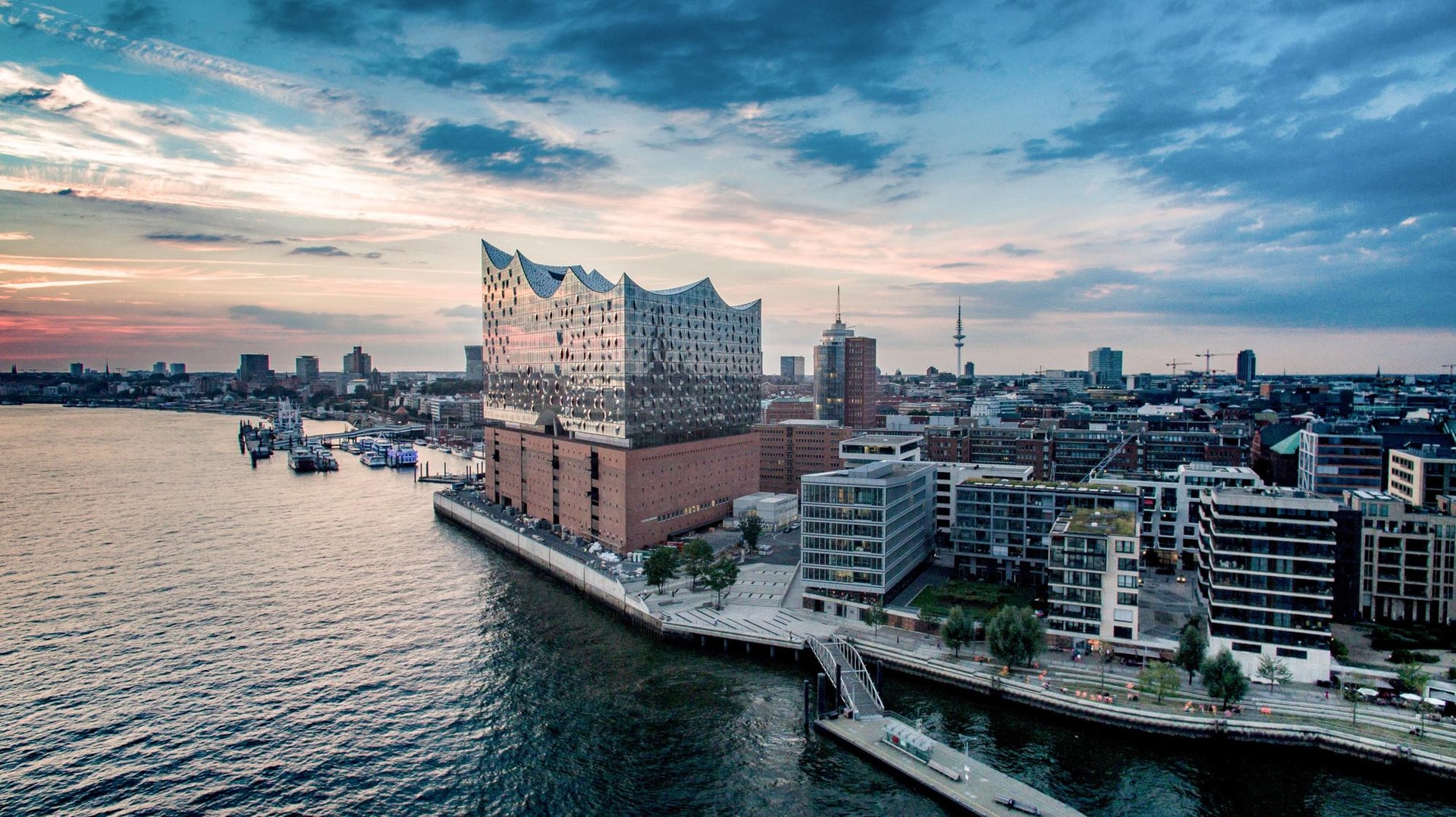 Hamburg Skyline